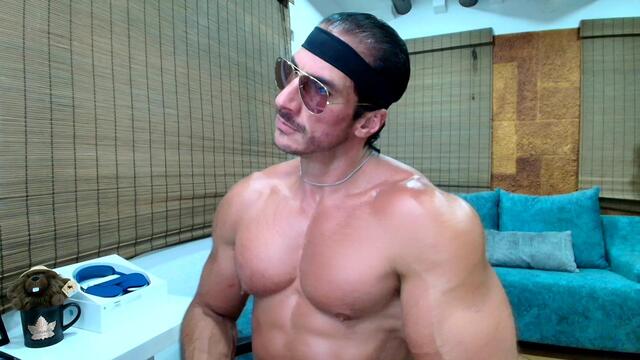Preview photo of webcam model icarus-secret on Flirt4Free
