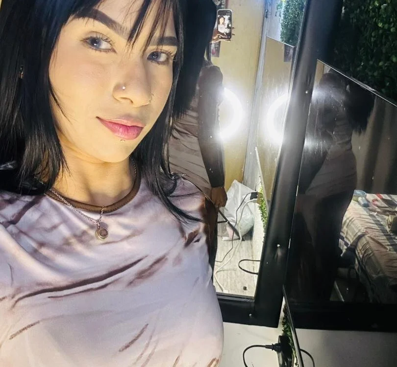 The-little-baby-hot (Stripchat): fotod ja profiil