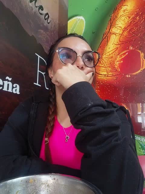 galamalkova di XloveCam: foto model webcam