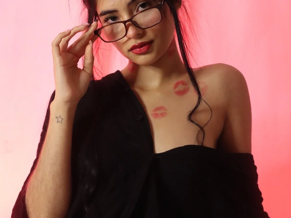 AshlyBloom1 на Stripchat: слики и профил