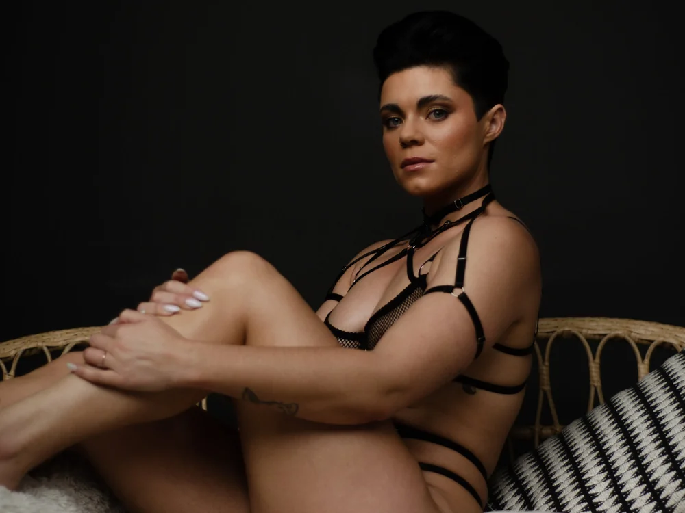 Preview photo of webcam model LukeLouHarvey on Stripchat