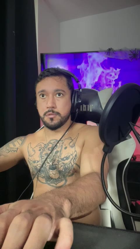 daventrevor na LiveJasmin: slike in profil
