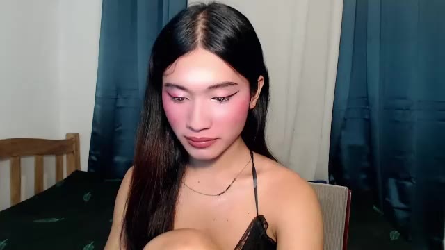 ur_dollsexx — Chaturbate वेबकैम मॉडल: फ़ोटो