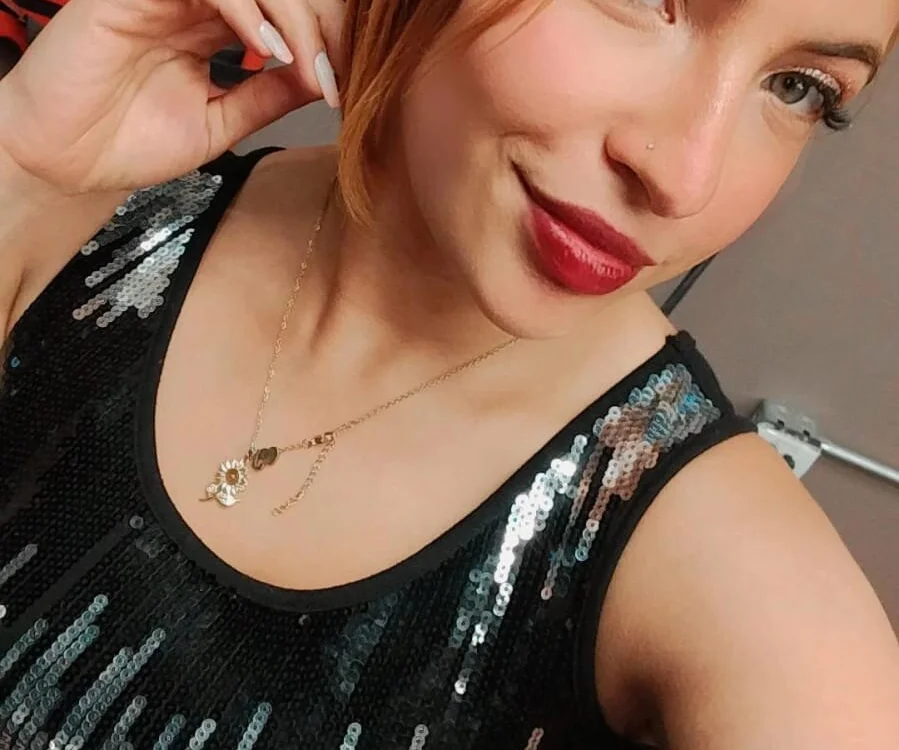 AmilaValentine — Stripchatのライブ配信モデル：写真・プロフィール