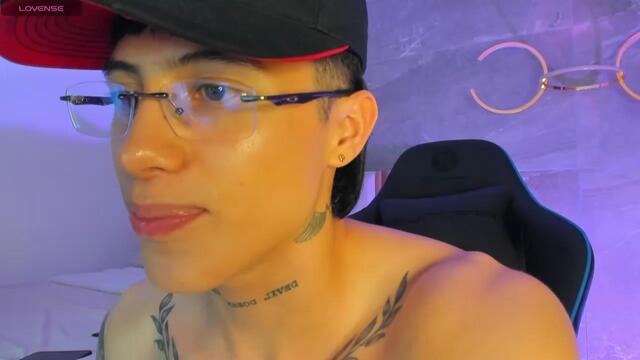 klein-summer — Flirt4Freeのライブ配信モデル：写真・プロフィール