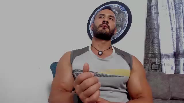 curt_x, webcammodel på Chaturbate: fotos