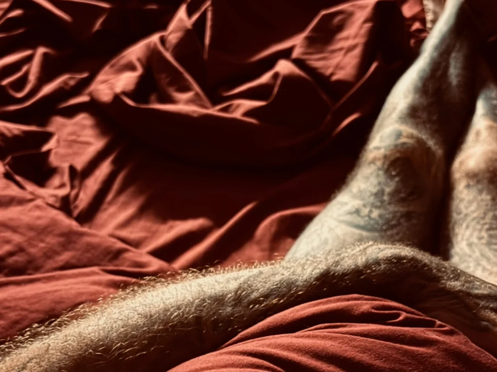 Preview photo of webcam model Andrewh42 on Stripchat