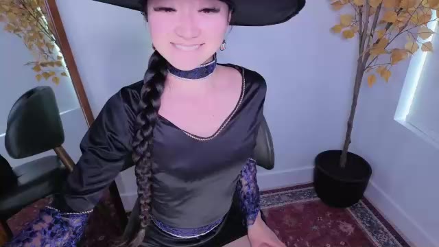 mysweetsofie1 – уебкам модел в Chaturbate: снимки