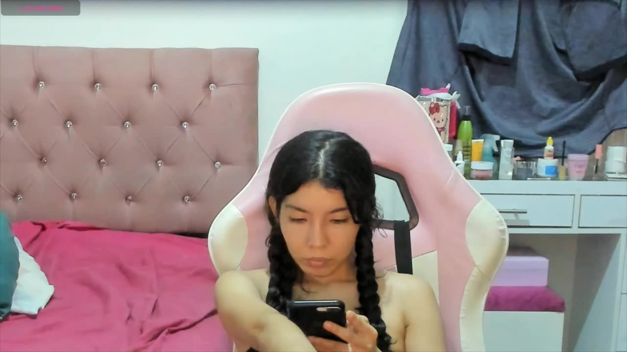 mileywatson, model webcam pe XloveCam: poze