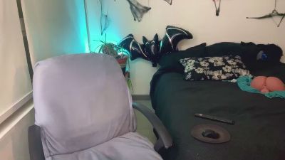 emanuell__: عارضة كاميرا ويب على Cam4