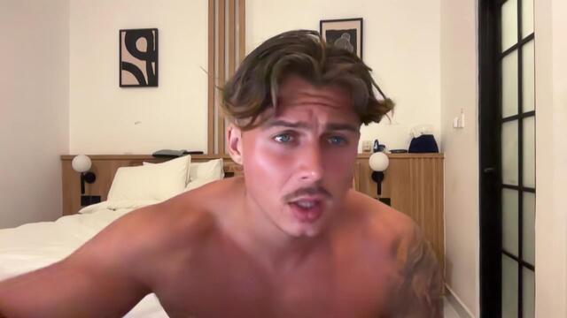 Preview photo of webcam model noah-sandler on Flirt4Free