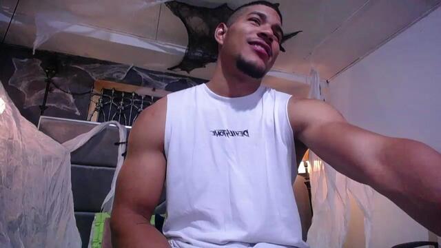 teddy-fit, model webcam pe Flirt4Free: poze