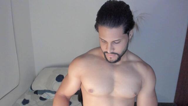 pier-simons – Webcam-Modell auf Flirt4Free