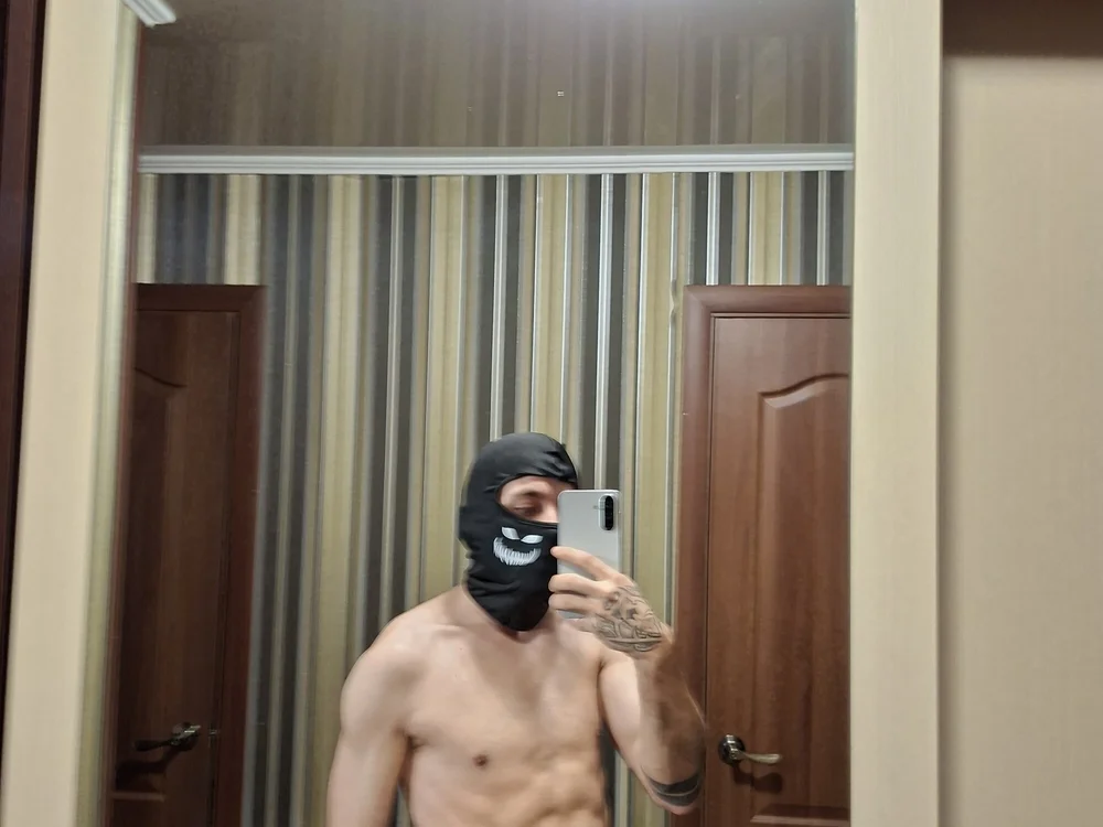 TvoY_bOy1 — Stripchat ওয়েবক্যাম মডেল: ছবি