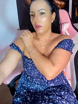 ReiyaRey – уебкам модел в Stripchat: снимки