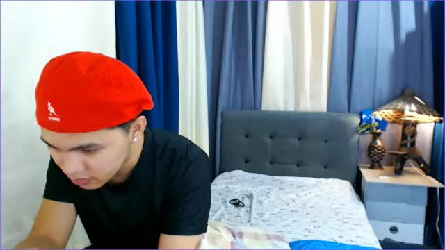 scarlethaert11 di Chaturbate: foto model webcam