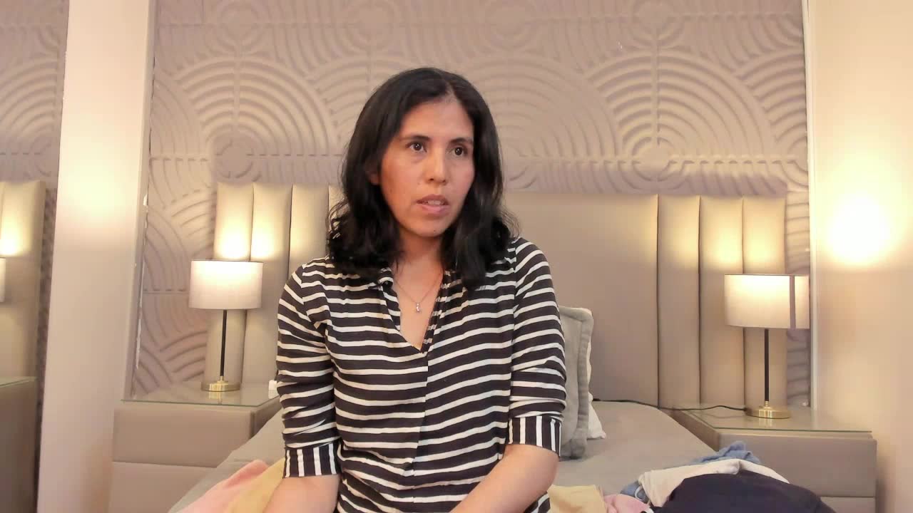 larisabrown — XloveCam वेबकैम मॉडल: फ़ोटो