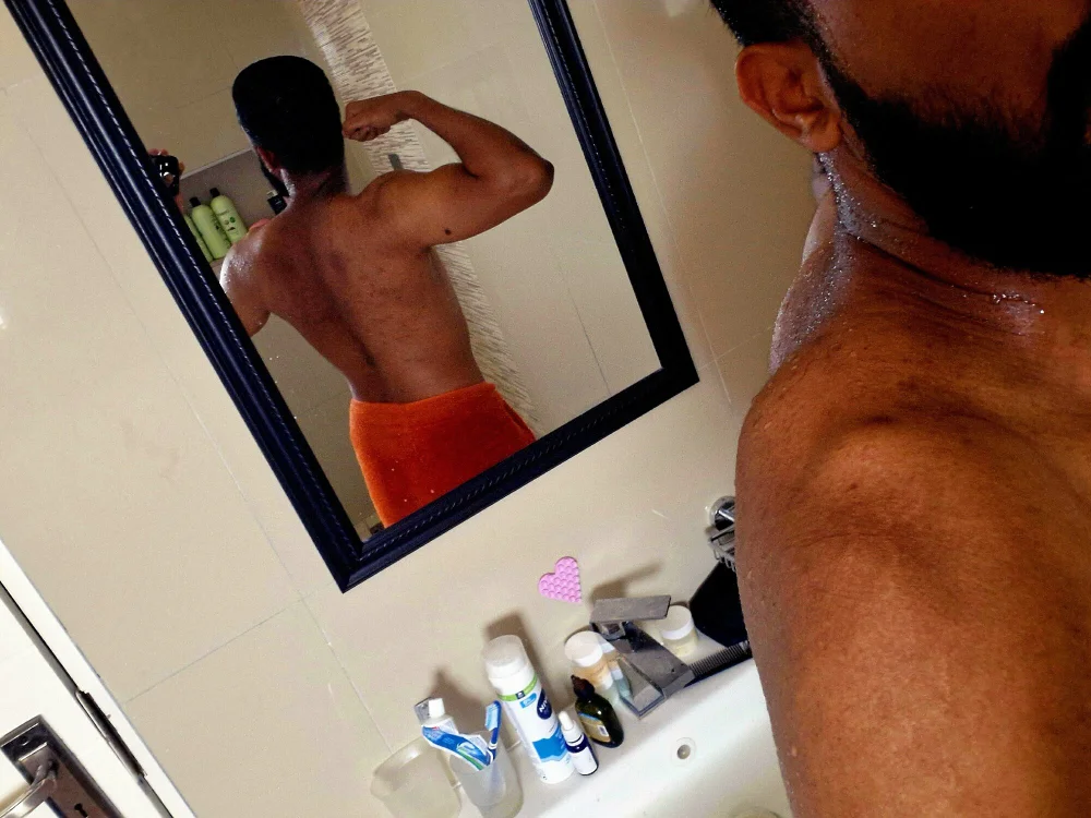 indianhunk2000, μοντέλο webcam στο Stripchat