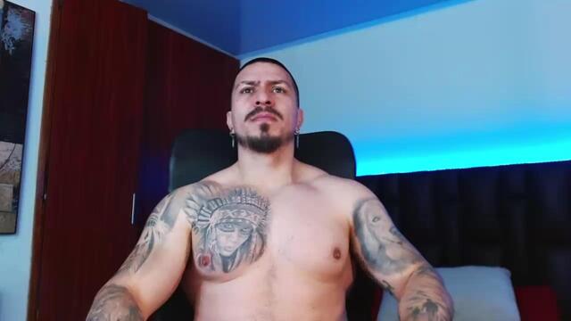 marco-donaruma: عارضة كاميرا ويب على Flirt4Free
