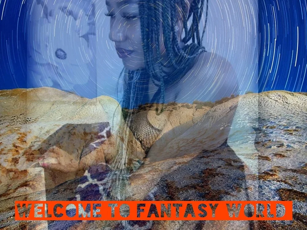 Preview photo of webcam model PuneeeLucee on Stripchat