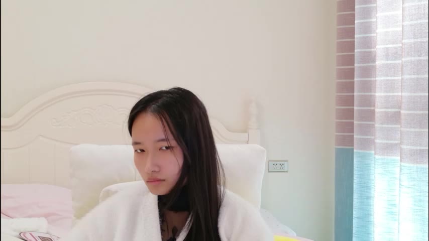 momokayumi na LiveJasmin: fotky a profil