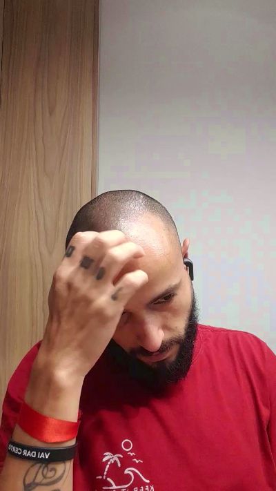 ghusantos30, webcammodel på Cam4: fotos