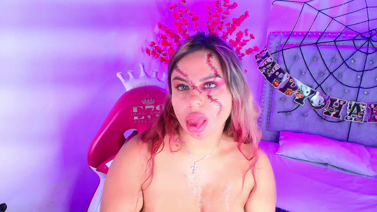 liaadams na XloveCam: fotky a profil