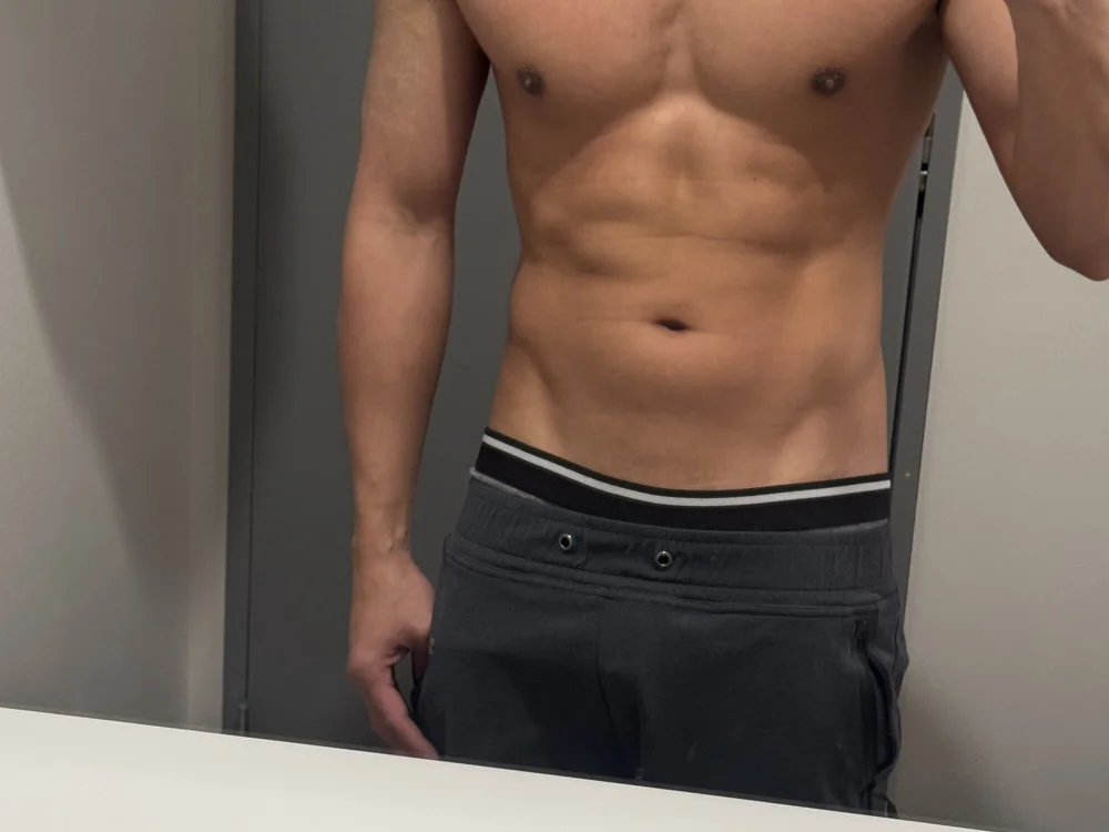 ken_369, modelo webcam de Stripchat: fotos