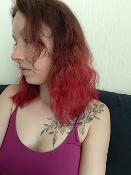 Frost_foxy, μοντέλο webcam στο Stripchat