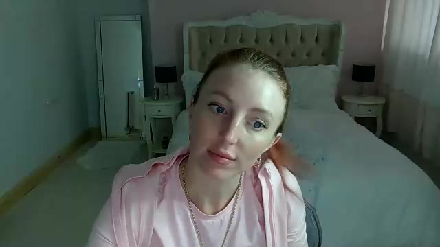 red_firesquirt, μοντέλο webcam στο Chaturbate