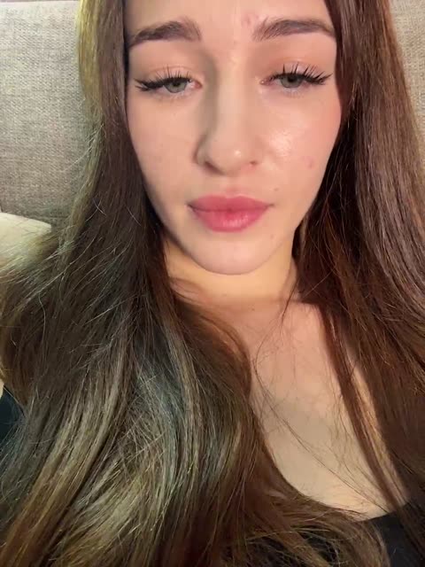 arinasmile: عارضة كاميرا ويب على BongaCams