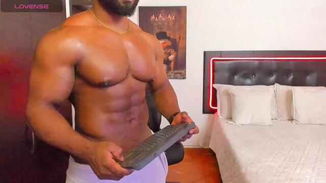 joseph-palacios: عارضة كاميرا ويب على Flirt4Free