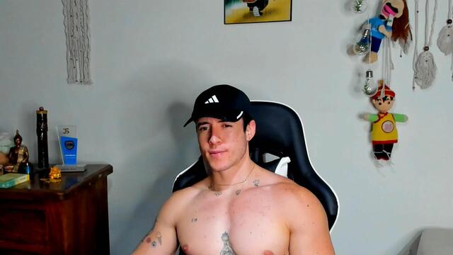 aaron-bain na Flirt4Free: zdjęcia i profil
