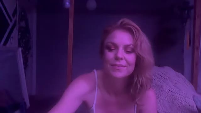 rosy_rouge — Chaturbate वेबकैम मॉडल: फ़ोटो