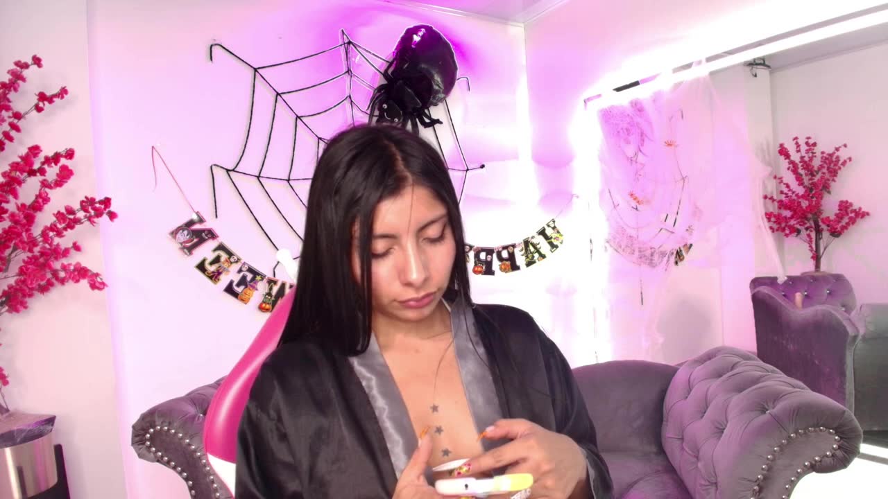 leialaurent, webcammodell på XloveCam: bilder