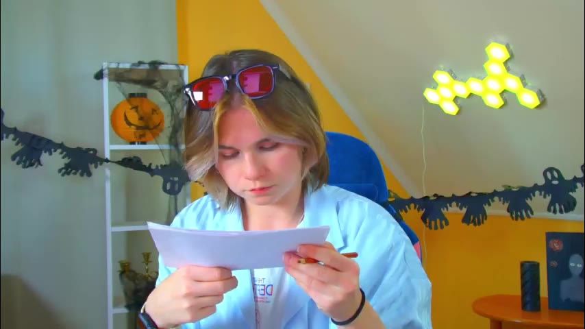 aliceallard ב-LiveJasmin: תמונות ופרופיל