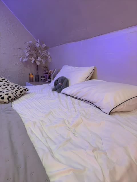hollypolly111, webcammodell på BongaCams: bilder