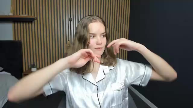 Preview photo of webcam model sherillelmore on Chaturbate