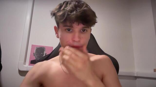 armand-bubka, model webcam pe Flirt4Free: poze