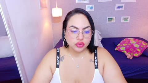 curvy-sexyvalen na BongaCams: fotky a profil