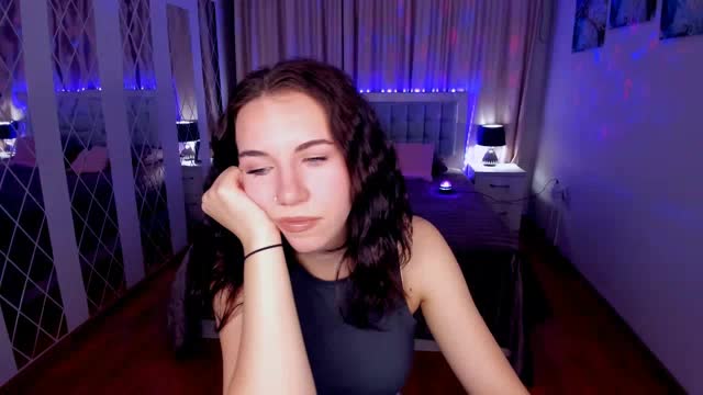 triciabarnes на XloveCam: слики и профил