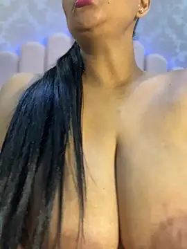 sofia_xxx02, webcam model na Stripchat: slike