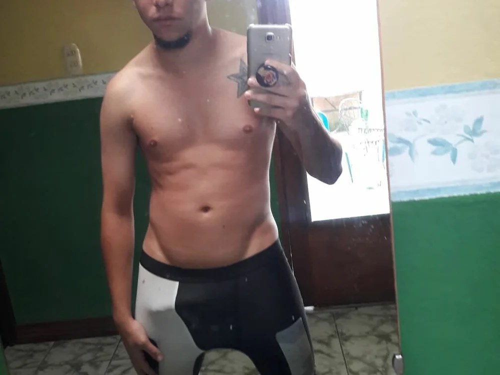 StarkHarley di Stripchat: foto model webcam