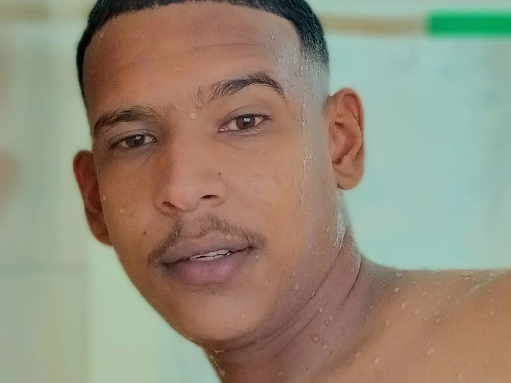 Ron_0101 — Stripchat: ფოტოები და პროფილი