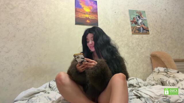 Preview photo of webcam model evelin-berntson on Flirt4Free