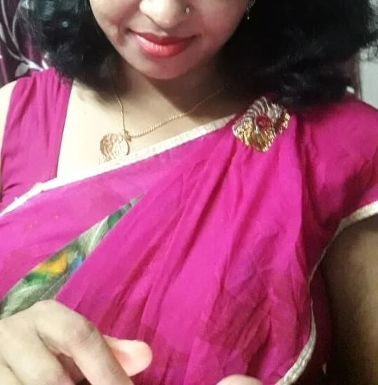 Preview photo of webcam model Bad_girl_Asmita on Stripchat