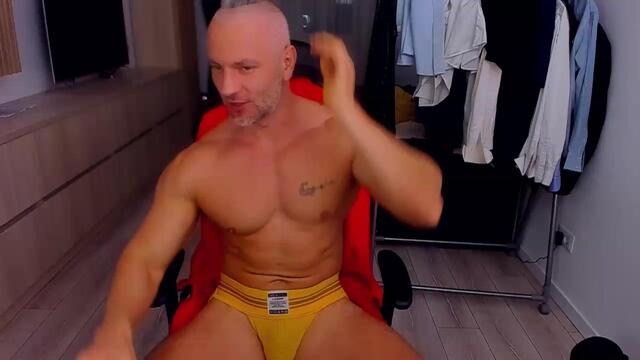trent-macho, webcammodell på Flirt4Free: bilder