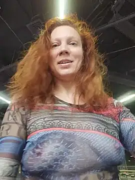 Exhibitionsplit – уебкам модел в Stripchat: снимки