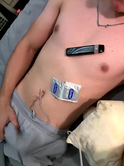 pavel69-1, modelo webcam de BongaCams: fotos