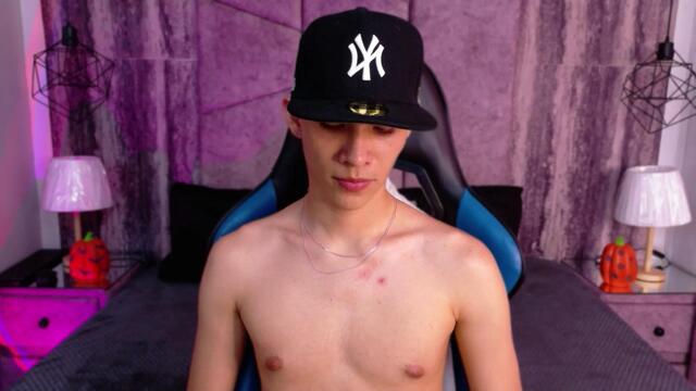 aaron-dayker, webcammodel på Flirt4Free: fotos